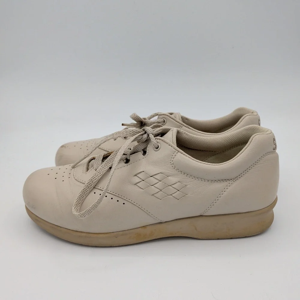 SAS Free Time Womens Walking Shoes 6.5 N Bone Leather Tripad Comfort Made in USA